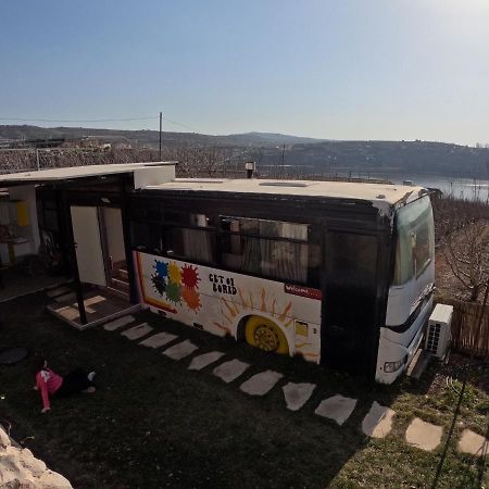 迈季代勒舍姆斯The Bus公寓 外观 照片