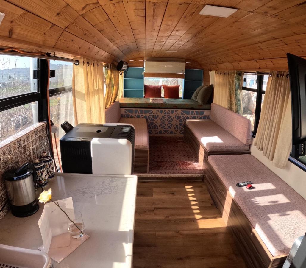 迈季代勒舍姆斯The Bus公寓 外观 照片